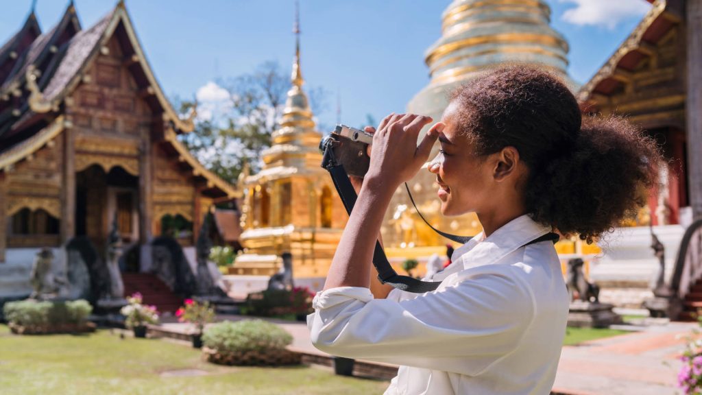 Thailand temple etiquette